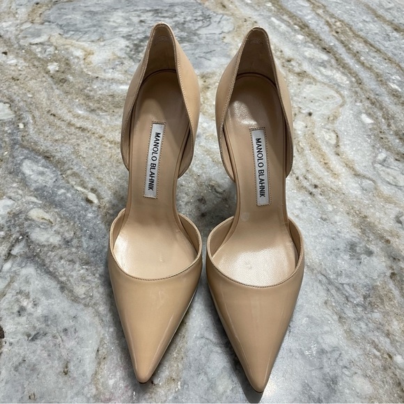 Manolo Blahnik Tayler Patent Leather Heels - Picture 2 of 11